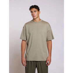 Aeden Raphael tee vetiver