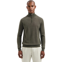 Dstrezzed Destin skipper