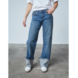 Sisters Point Jeans 18670 onea-turnup2
