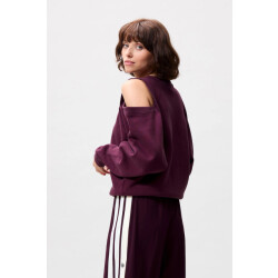 Catwalk Junkie 2504020603 sweater with cut out
