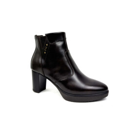 Nero Giardini I513801d