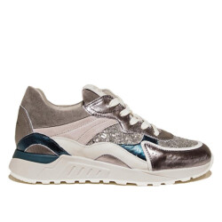 Piedi Nudi Nova 11.17