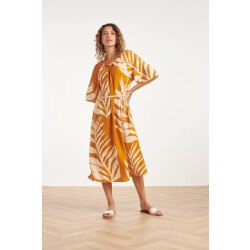 Smashed Lemon Tuniek jurk met tropische blad print in oker geel |