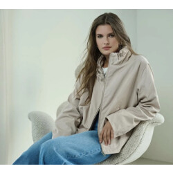 Rino & Pelle Ot.7002621 rino&pelle wide fit short jacket with high collar oat