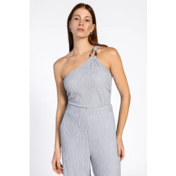 Aaiko Dyani top