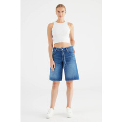 Cup of Joe Wide straight denim short; %100 co; l00; 114 blue denim